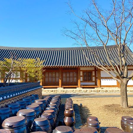 Hanok Stay Namwonyechon By Kensington Exterior photo