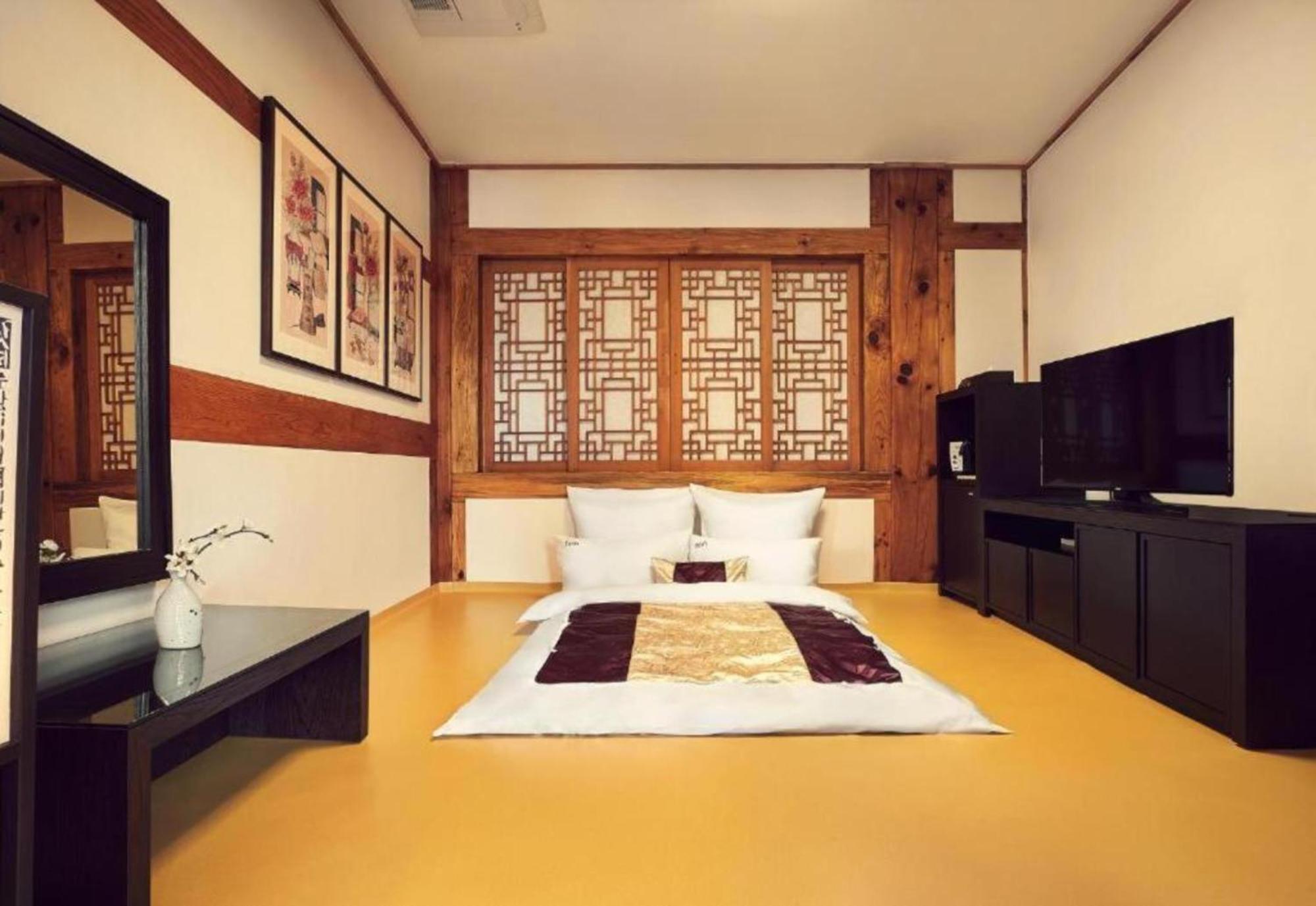 Hanok Stay Namwonyechon By Kensington Exterior photo