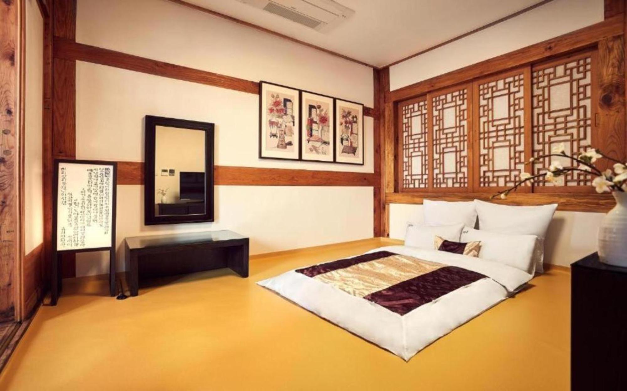 Hanok Stay Namwonyechon By Kensington Exterior photo