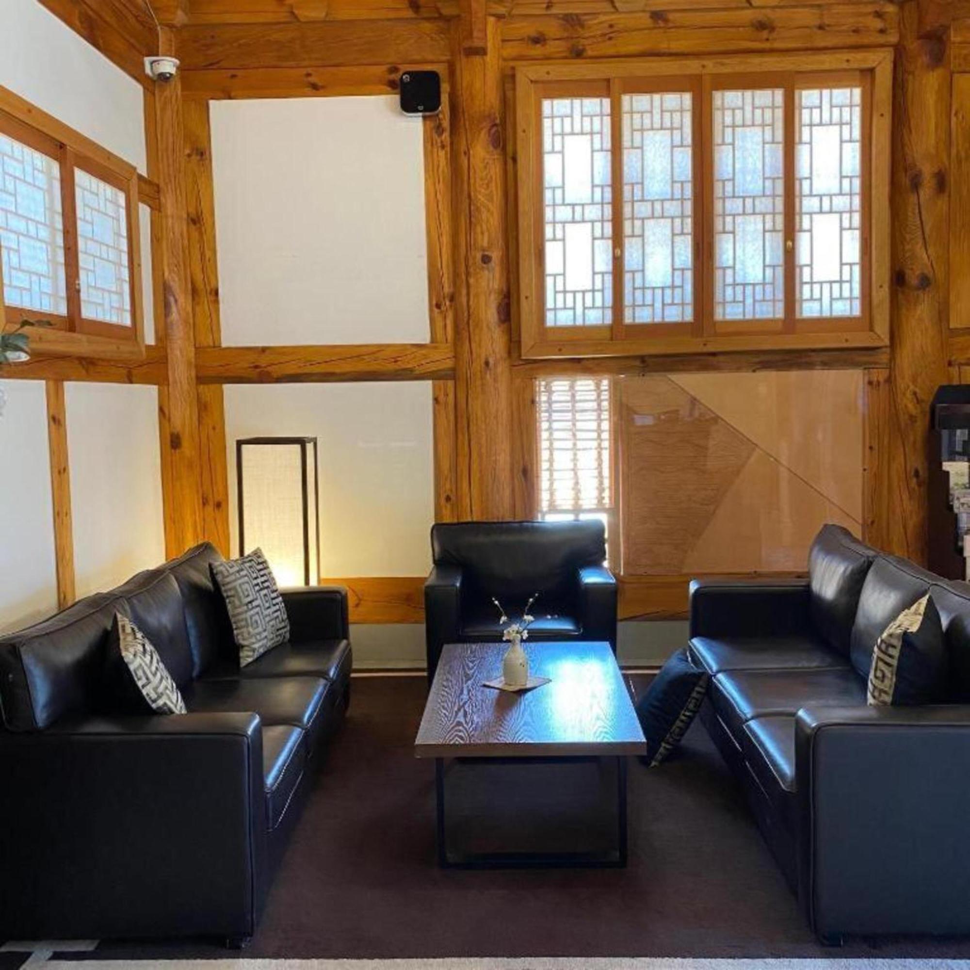 Hanok Stay Namwonyechon By Kensington Exterior photo
