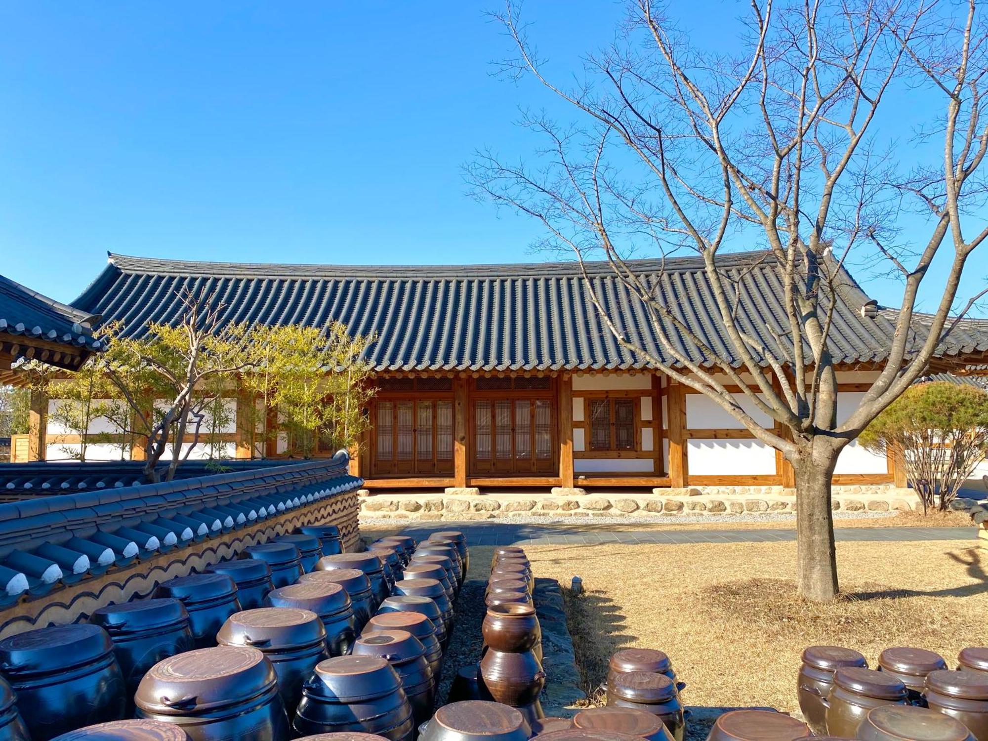 Hanok Stay Namwonyechon By Kensington Exterior photo